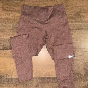 Nike woman’s Maroon Leggings